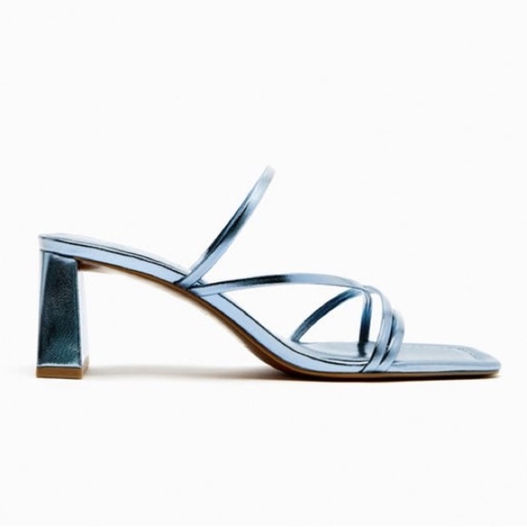 NWT. Zara Blue Metallic Strappy Sandals with Block Heels. Size 9. - Picture 1 of 8